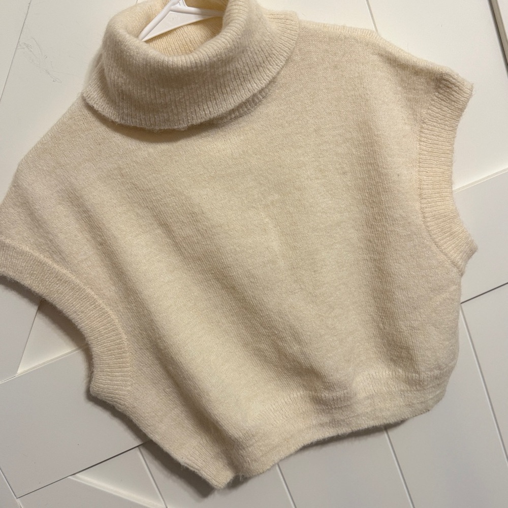 AKIRA Cream Turtleneck Sweater